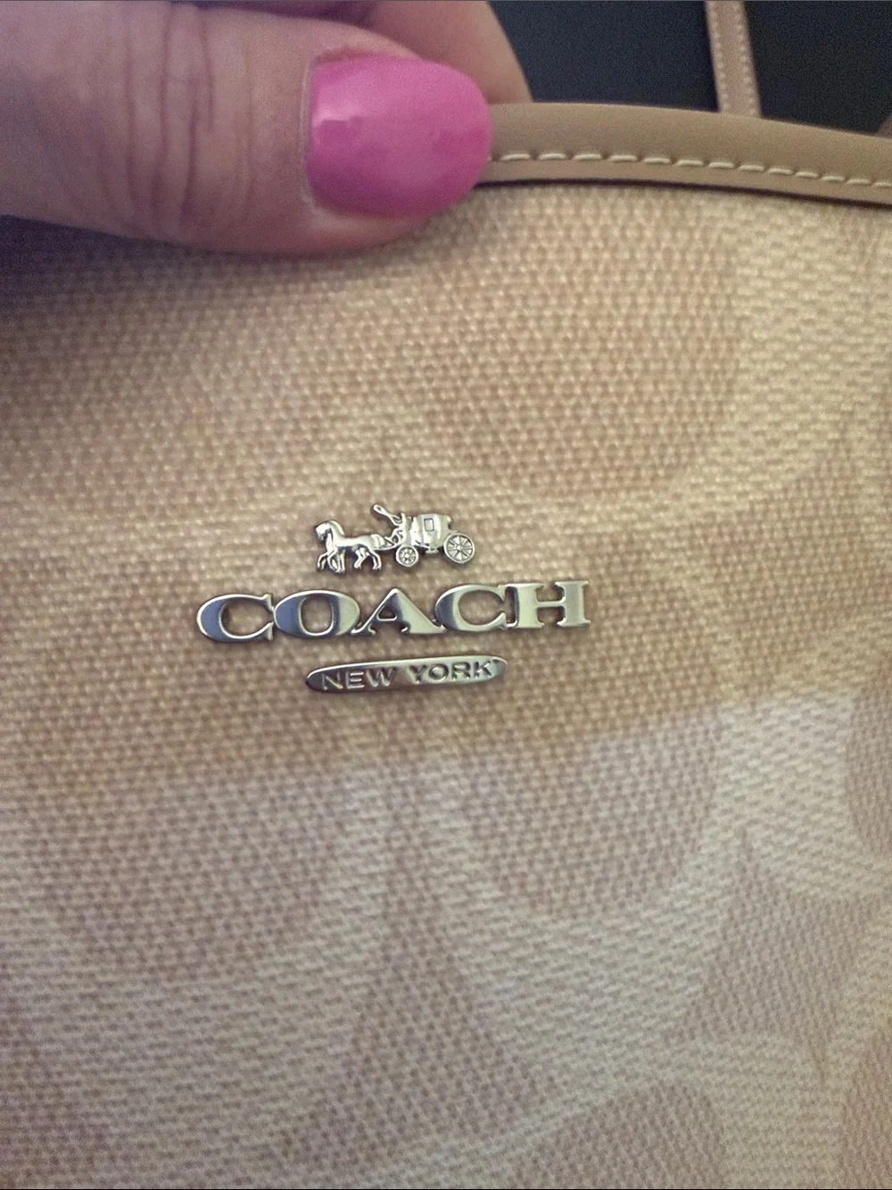 💛Coach NWOT Sand Large City Tote Bag In Maxi Signature Canvas / Silver Hardware